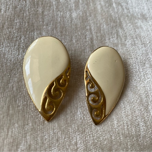Jewelry Vintage Enamel Clip Style Earrings Gold Poshmark